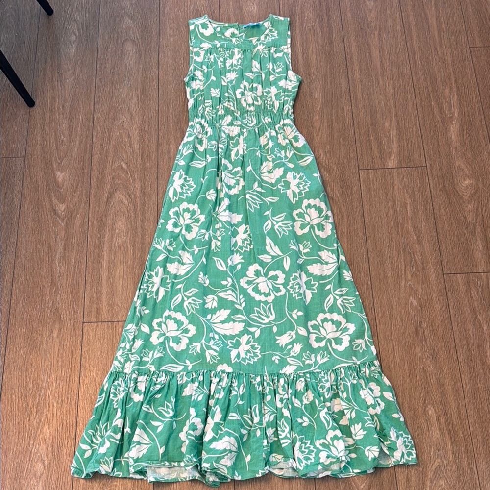 Draper James Green and White Floral Dress Size Small